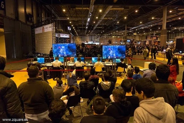 15784143877 9f82edef50 z